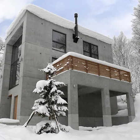 Niseko Central - Konkuriito Houses